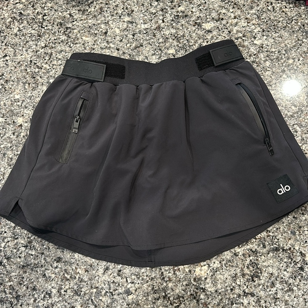 Alo skort